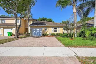 5361 NW 90th Ave, Sunrise, FL 33351 - Photo 2