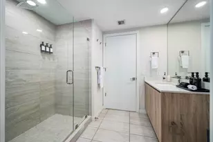 3900 Biscayne Blvd, Miami, FL 33137 - Photo 8