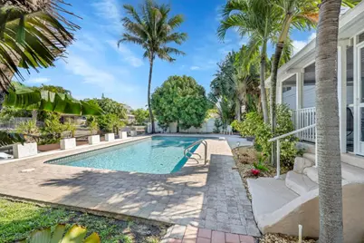 1771 NE 35th Street, Oakland Park, FL 33334 - Photo 14