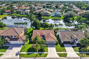 5756 Descartes Cir, Boynton Beach, FL 33472 - Photo 2