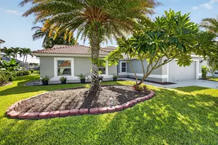 5756 Descartes Cir, Boynton Beach, FL 33472 - Photo 2