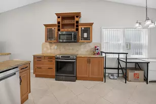 5756 Descartes Cir, Boynton Beach, FL 33472 - Photo 12