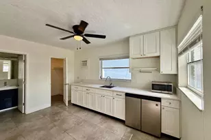 3684 NE 11th Ave, Oakland Park, FL 33334 - Photo 4