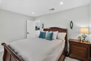 272 SW Fairchild Ave, Port Saint Lucie, FL 34984 - Photo 18