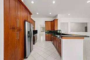 886 Sunflower Cir, Weston, FL 33327 - Photo 16