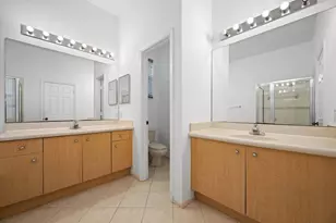886 Sunflower Cir, Weston, FL 33327 - Photo 22