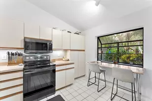 3783 NW 35th St, Coconut Creek, FL 33066 - Photo 6