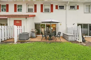 8945 NW 23rd St, Coral Springs, FL 33065 - Photo 26
