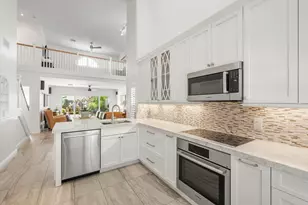 13514 Fountain View Blvd, Wellington, FL 33414 - Photo 10