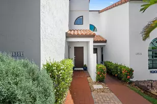 13514 Fountain View Blvd, Wellington, FL 33414 - Photo 2