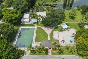 4155 Carambola Cir S, Coconut Creek, FL 33066 - Photo 20