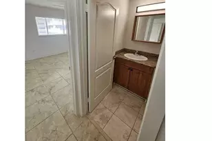677 NE 24th St, Miami, FL 33137 - Photo 14