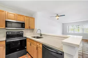 420 SE 2nd Ave, Deerfield Beach, FL 33441 - Photo 2