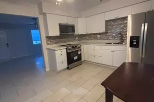 738 SW 5th Ave, Hallandale Beach, FL 33009 - Photo 10