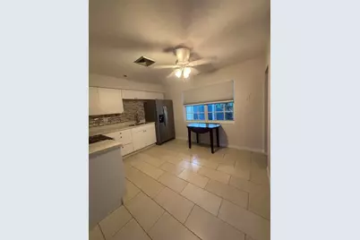 738 SW 5th Avenue, Hallandale Beach, FL 33009 - Photo 8