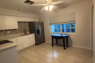 738 SW 5th Ave, Hallandale Beach, FL 33009 - Photo 8