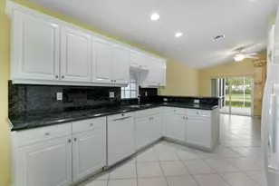 6806 Rienzo St, Lake Worth, FL 33467 - Photo 12