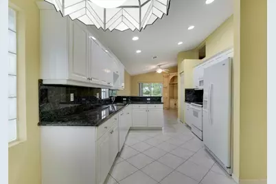 6806 Rienzo Street, Lake Worth, FL 33467 - Photo 14