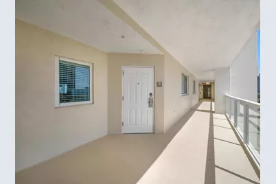 18100 N Bay Road #707, Sunny Isles Beach, FL 33160 - Photo 4