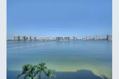 18100 N Bay Road #707, Sunny Isles Beach, FL 33160 - Photo 26