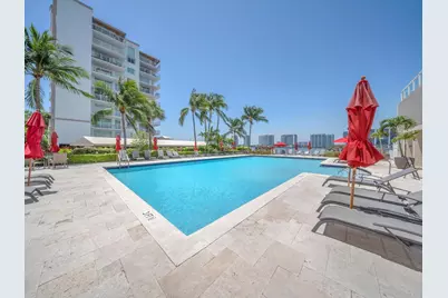 18100 N Bay Road #707, Sunny Isles Beach, FL 33160 - Photo 24