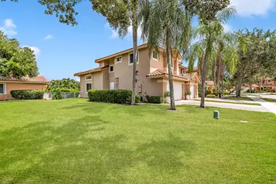 12571 NW 57th Court, Coral Springs, FL 33076 - Photo 2