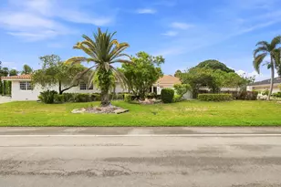 4903 Woodlands Blvd, Tamarac, FL 33319 - Photo 2