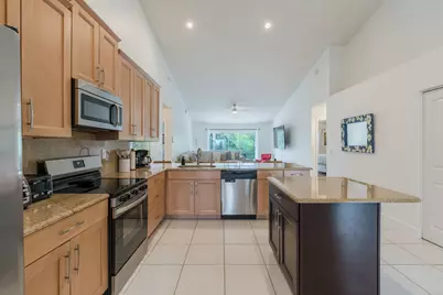 11140 Lakeaire Circle, Boca Raton, FL 33498 - Photo 20