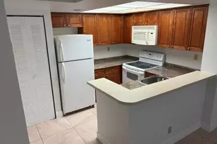 708 Executive Center Dr, West Palm Beach, FL 33401 - Photo 1