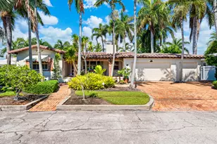 627 Solar Isle Dr, Fort Lauderdale, FL 33301 - Photo 4
