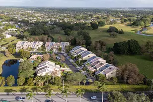 1989 Canterbury Cir, Wellington, FL 33414 - Photo 14