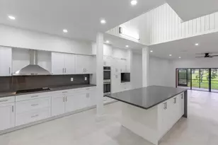 1989 Canterbury Cir, Wellington, FL 33414 - Photo 1