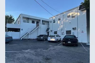 1142 NE 4th Avenue #3, Fort Lauderdale, FL 33304 - Photo 6