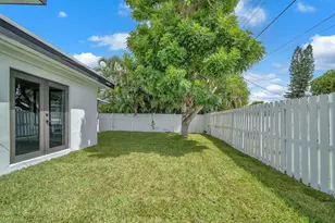 850 SW 1st Terrace, Pompano Beach, FL 33060 - Photo 24