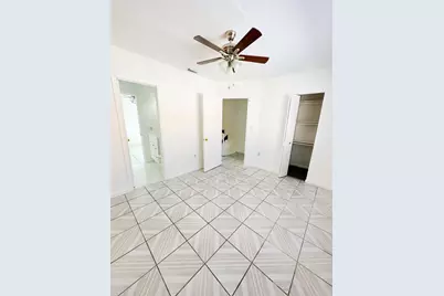 1701 W 42nd Place #43, Hialeah, FL 33012 - Photo 14