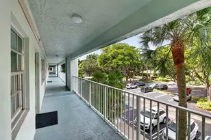 802 Cypress Grove Ln, Pompano Beach, FL 33069 - Photo 2