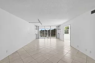 802 Cypress Grove Ln, Pompano Beach, FL 33069 - Photo 8