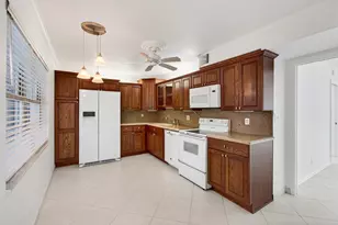 802 Cypress Grove Ln, Pompano Beach, FL 33069 - Photo 26