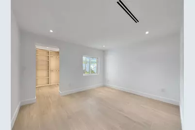 729 NE 17th Terrace, Fort Lauderdale, FL 33304 - Photo 22