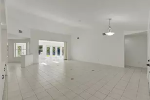 4185 SE Fairway Ct, Stuart, FL 34997 - Photo 10