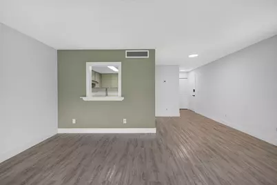 2517 S 17th Street #103, Fort Pierce, FL 34982 - Photo 1