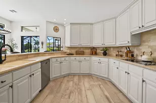 1902 S Club Dr, Wellington, FL 33414 - Photo 10