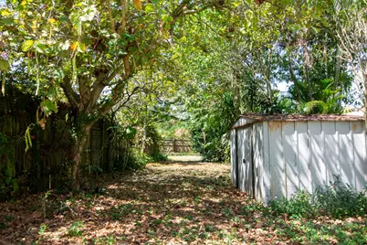 1435 White Pine Drive, Wellington, FL 33414 - Photo 4