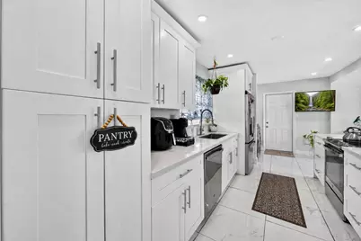 7961 N Normandy Street, Miramar, FL 33023 - Photo 12