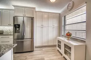 9170 SW 14th St, Boca Raton, FL 33428 - Photo 2