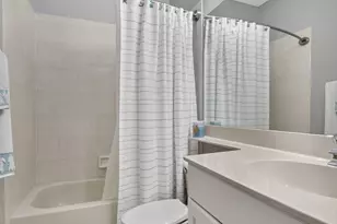 9106 Bay Point Cir, West Palm Beach, FL 33411 - Photo 38