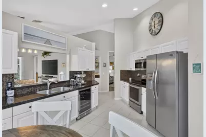 9106 Bay Point Circle, West Palm Beach, FL 33411 - Photo 16