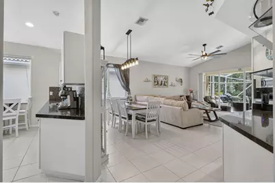 9106 Bay Point Circle, West Palm Beach, FL 33411 - Photo 12