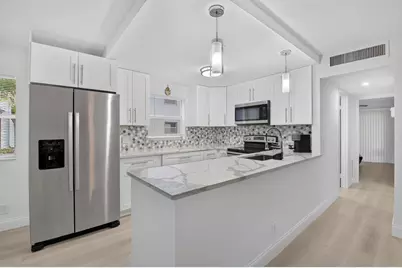 352 Brittany H, Delray Beach, FL 33446 - Photo 4