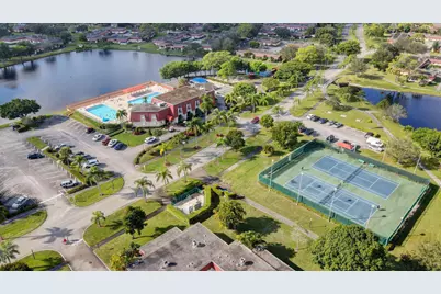 782 Nantucket Circle, Lake Worth, FL 33467 - Photo 20